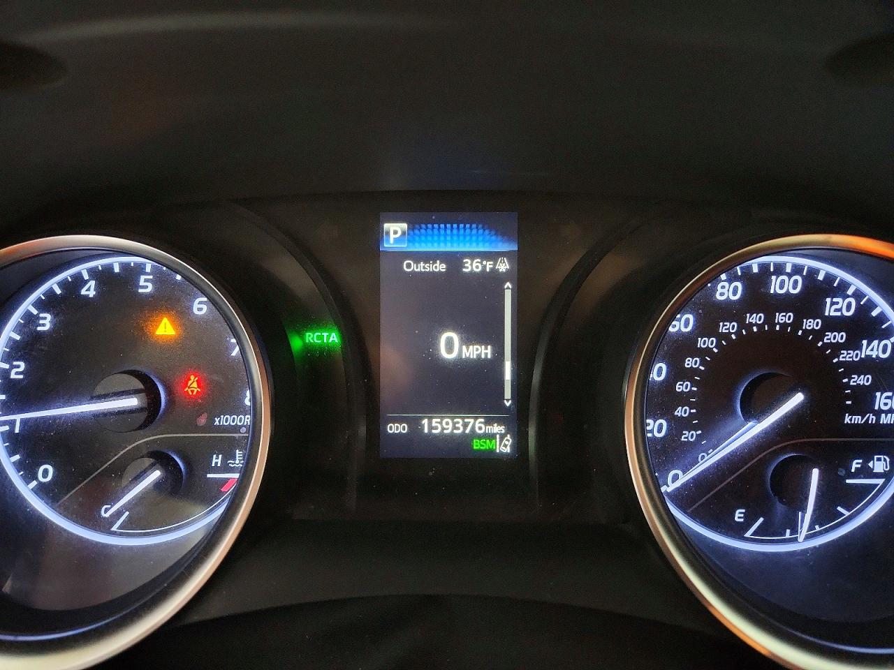 2018 TOYOTA CAMRY LE photo 9