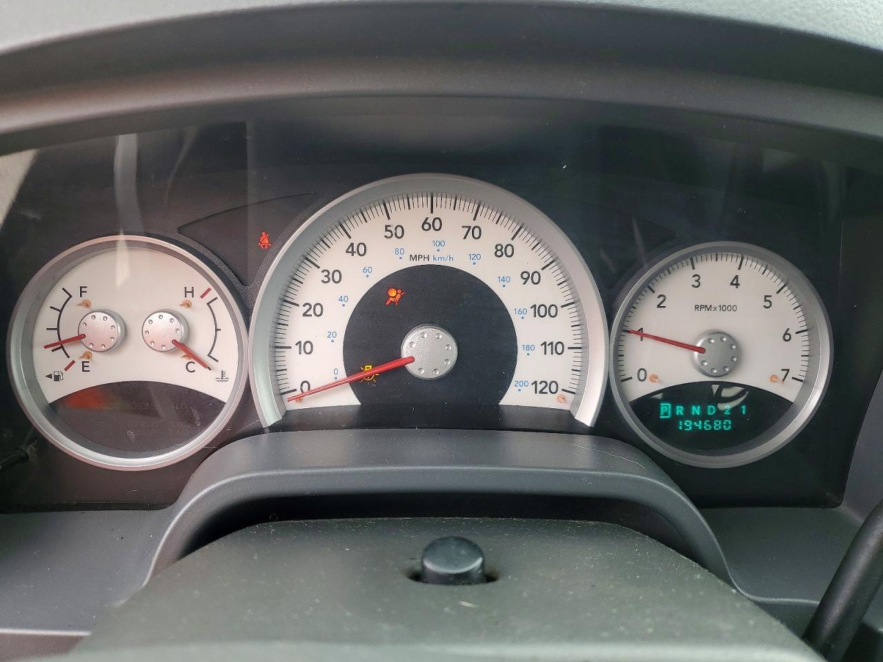 2005 DODGE DAKOTA QUAD SLT photo 25