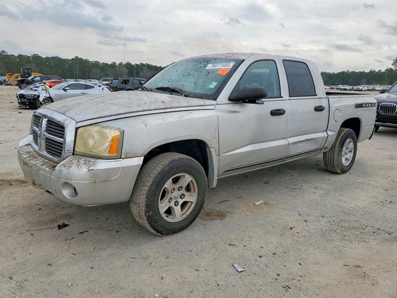 2005 DODGE DAKOTA
