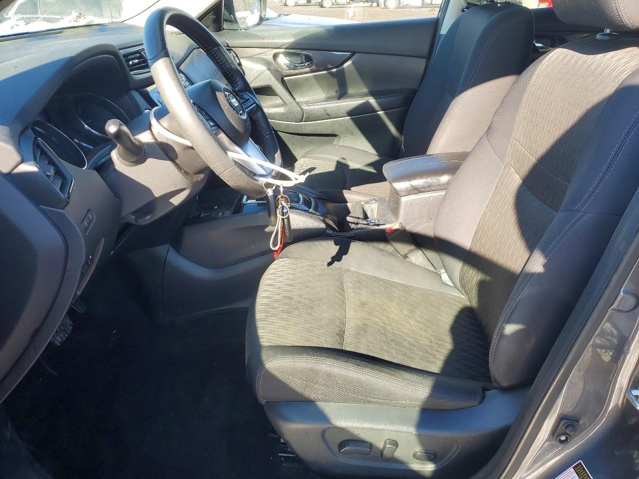 2019 NISSAN ROGUE SV photo 7
