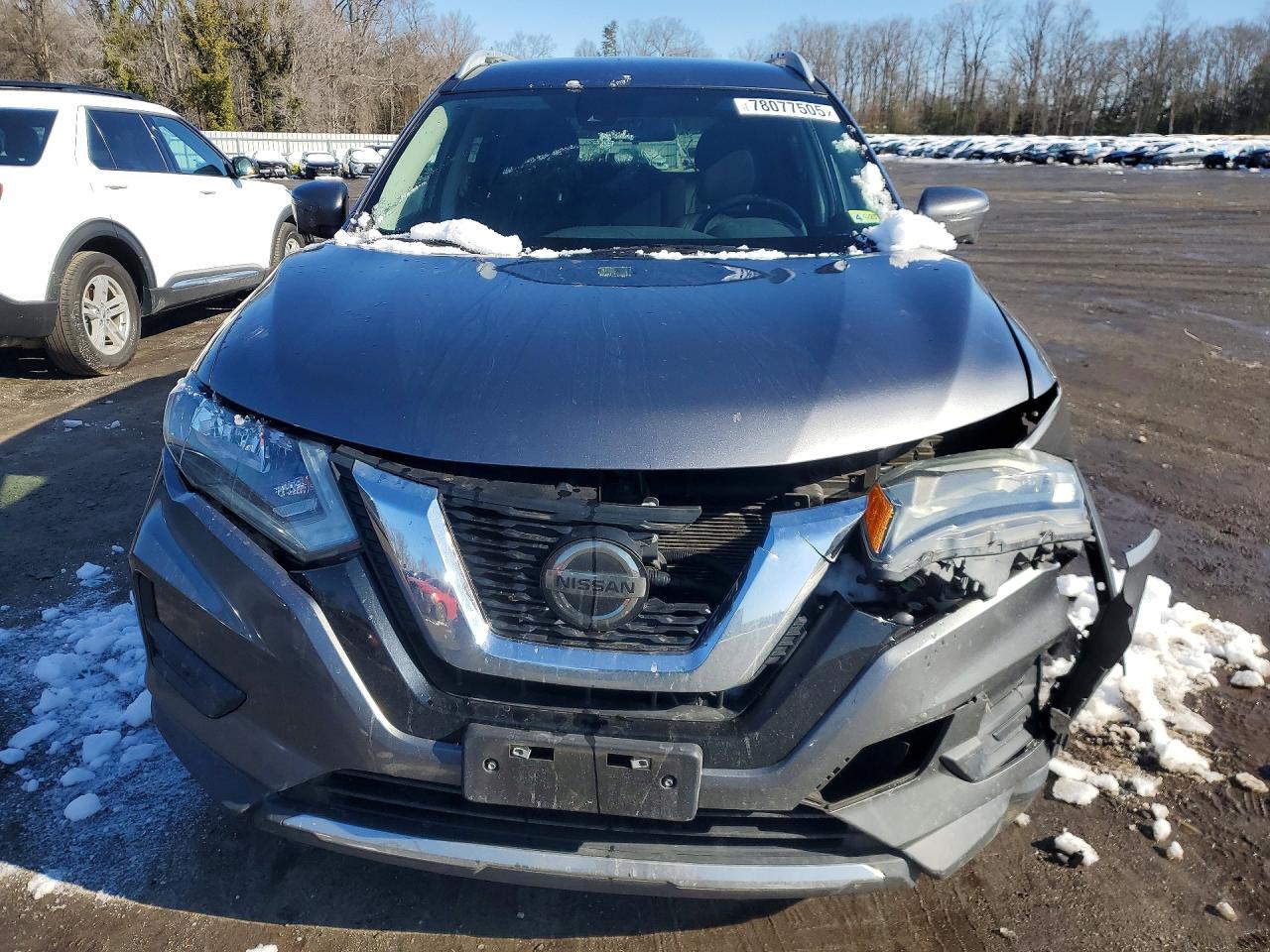 2019 NISSAN ROGUE SV photo 5