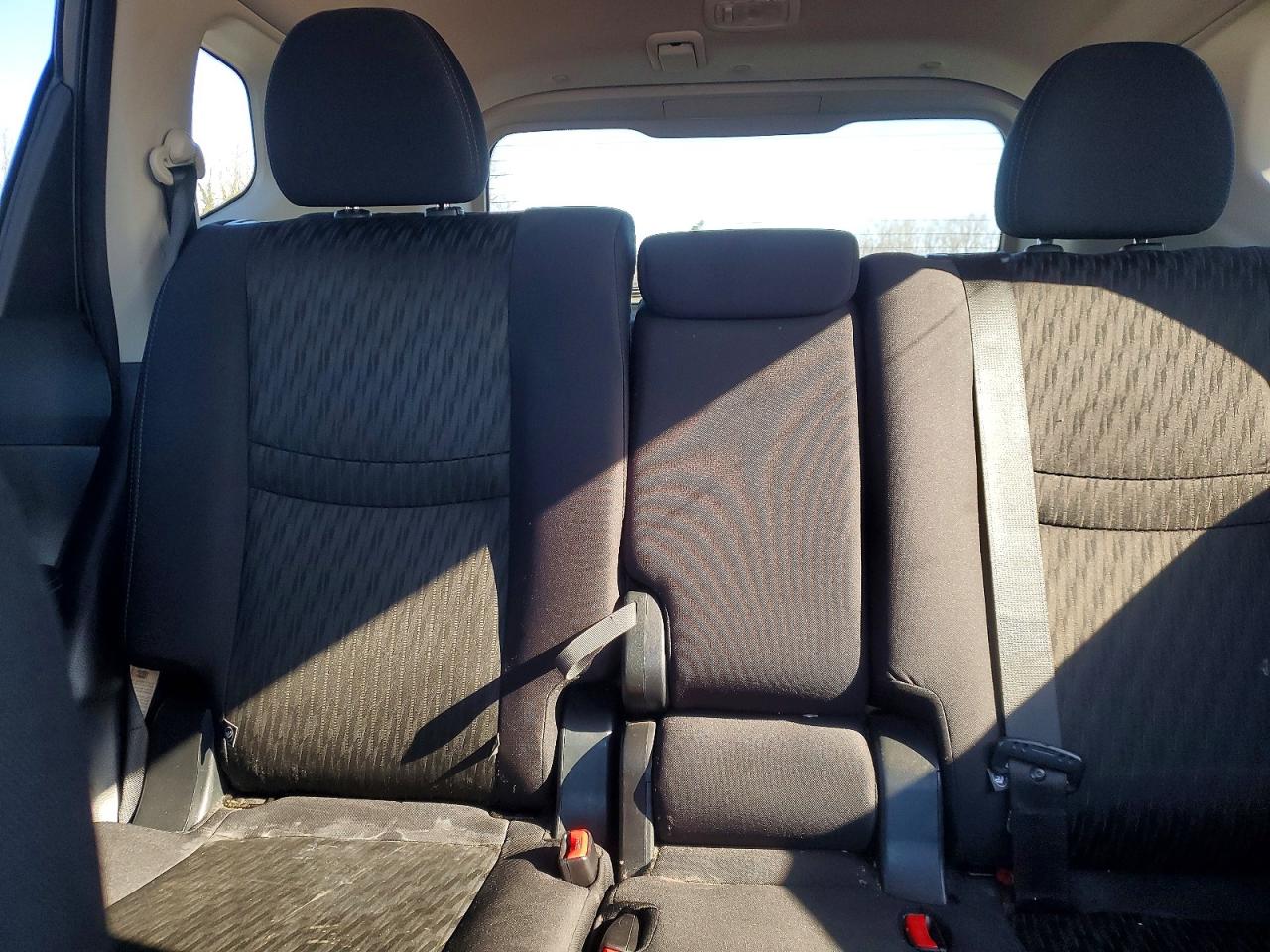 2019 NISSAN ROGUE SV photo 10