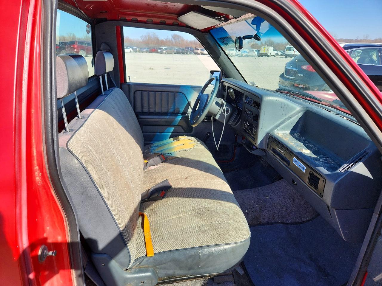 1993 DODGE DAKOTA photo 10
