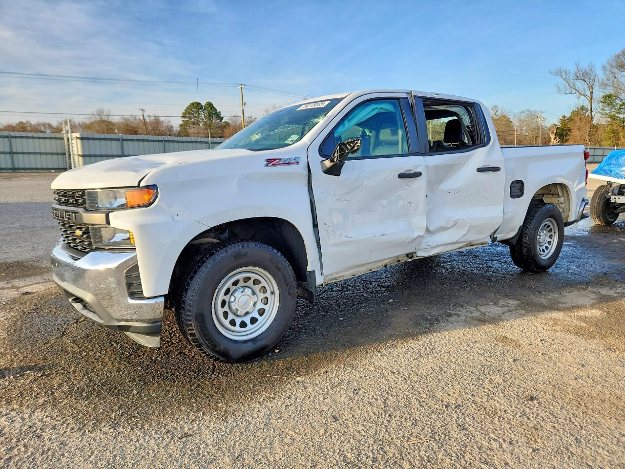 2020 CHEVROLET SILVERADO K1500 photo 2