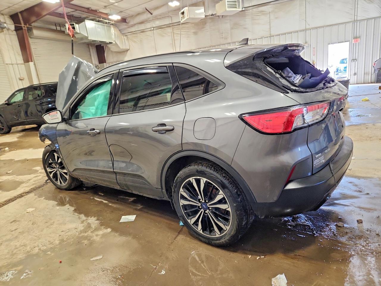 2022 FORD ESCAPE SE photo 3