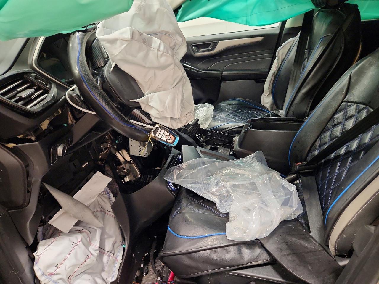 2022 FORD ESCAPE SE photo 13