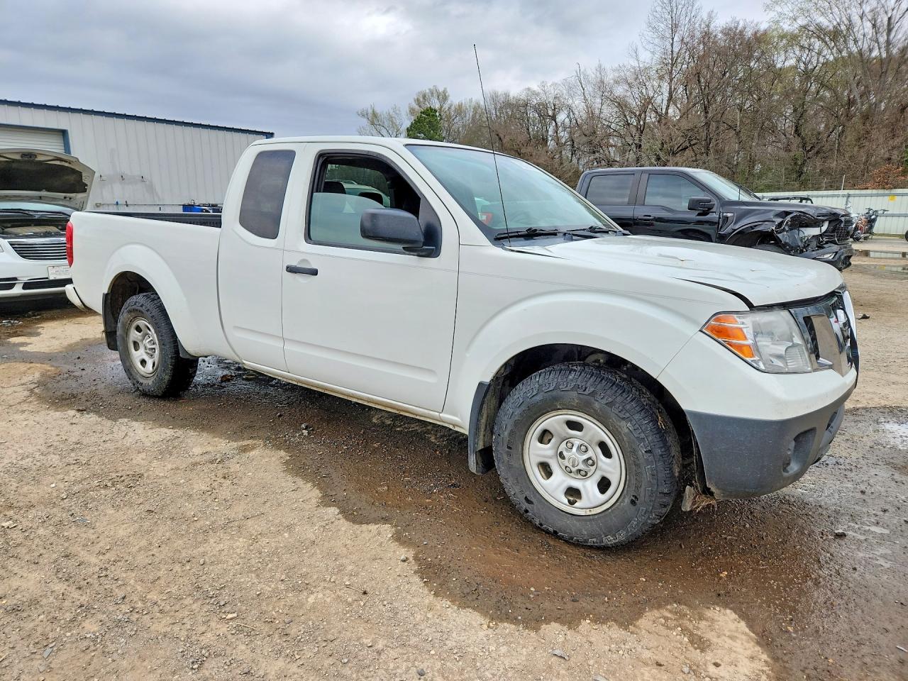 2018 NISSAN FRONTIER S photo 10