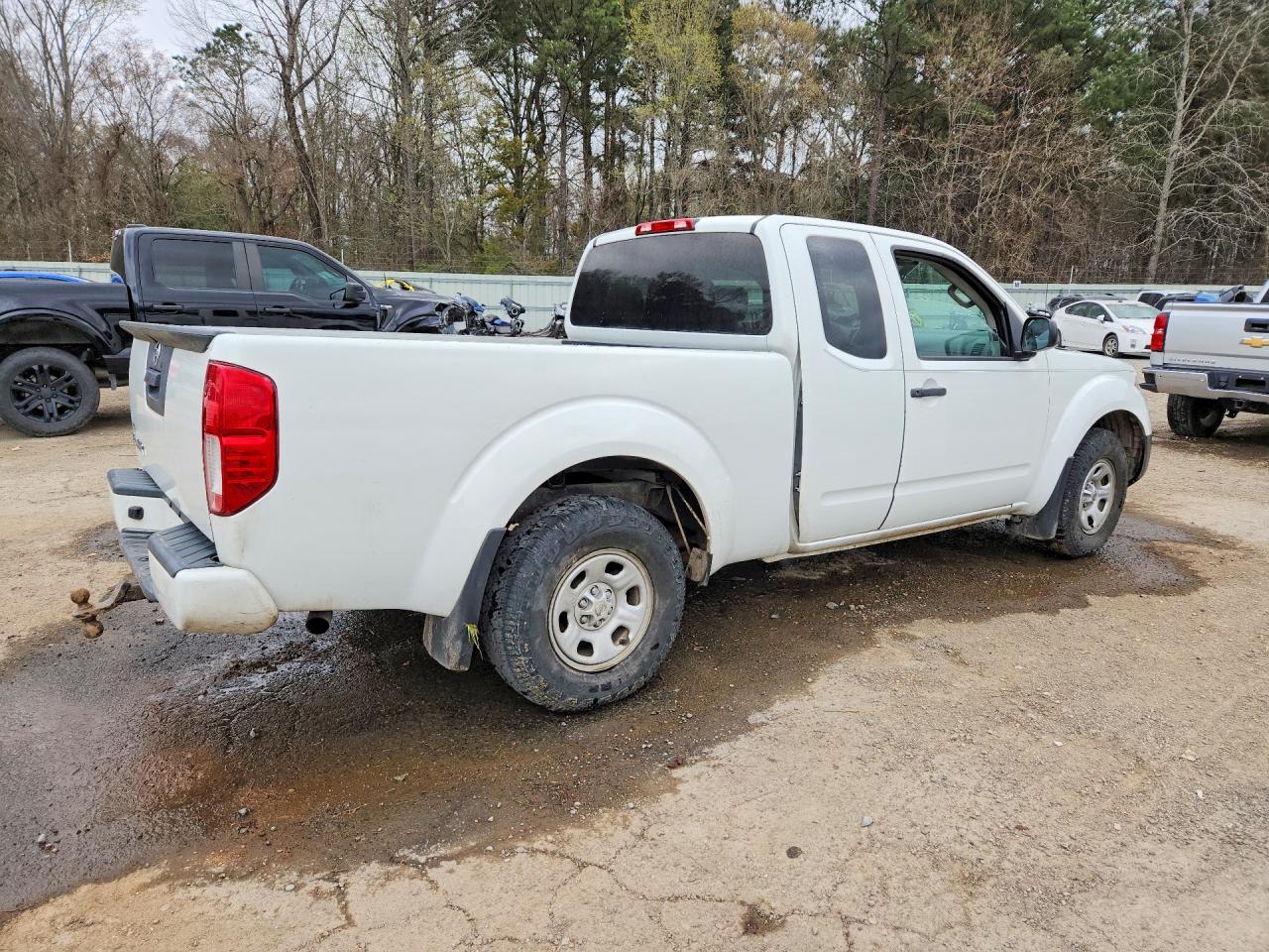 2018 NISSAN FRONTIER S photo 7