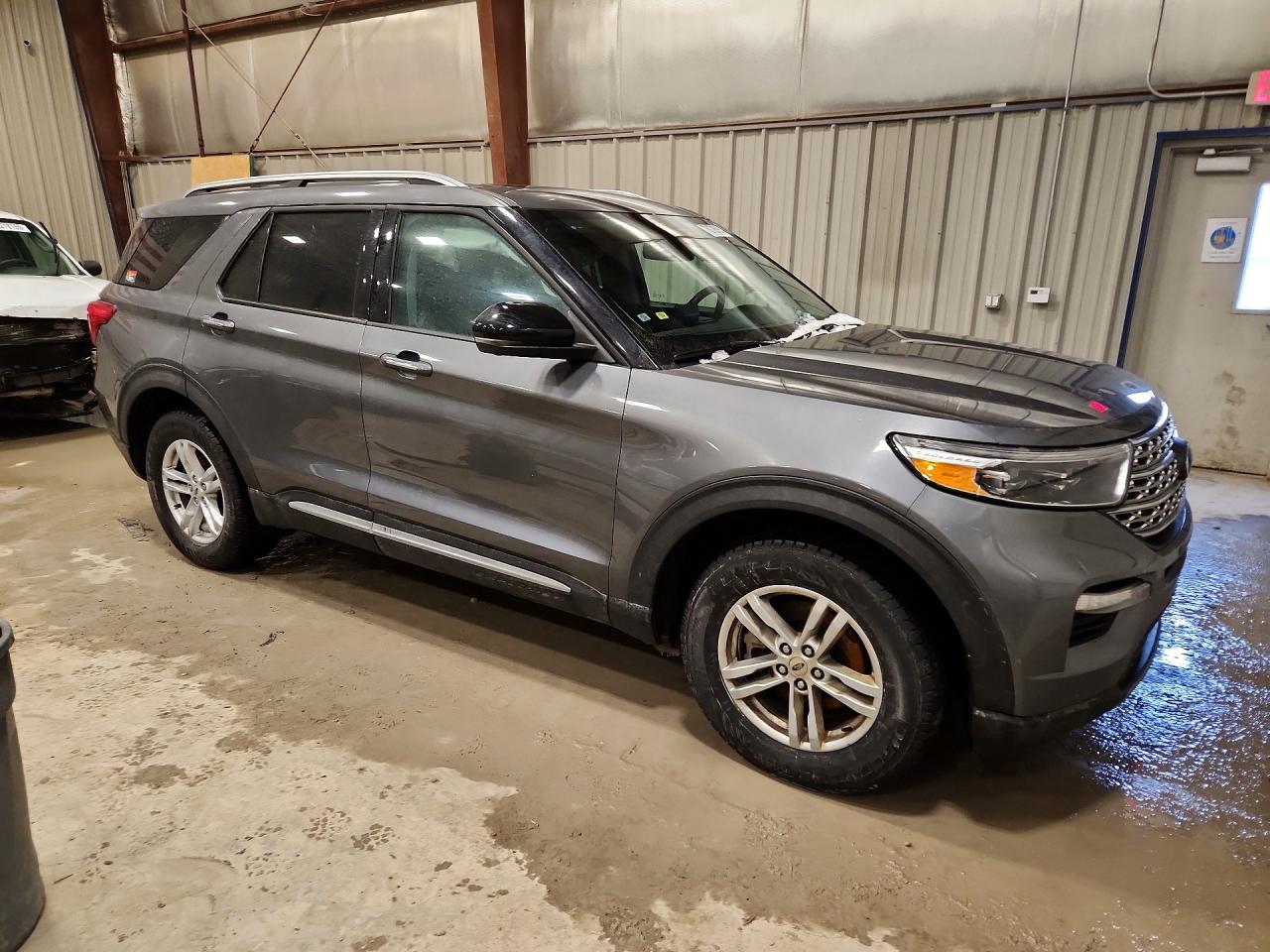 2023 FORD EXPLORER LIMITED photo 4