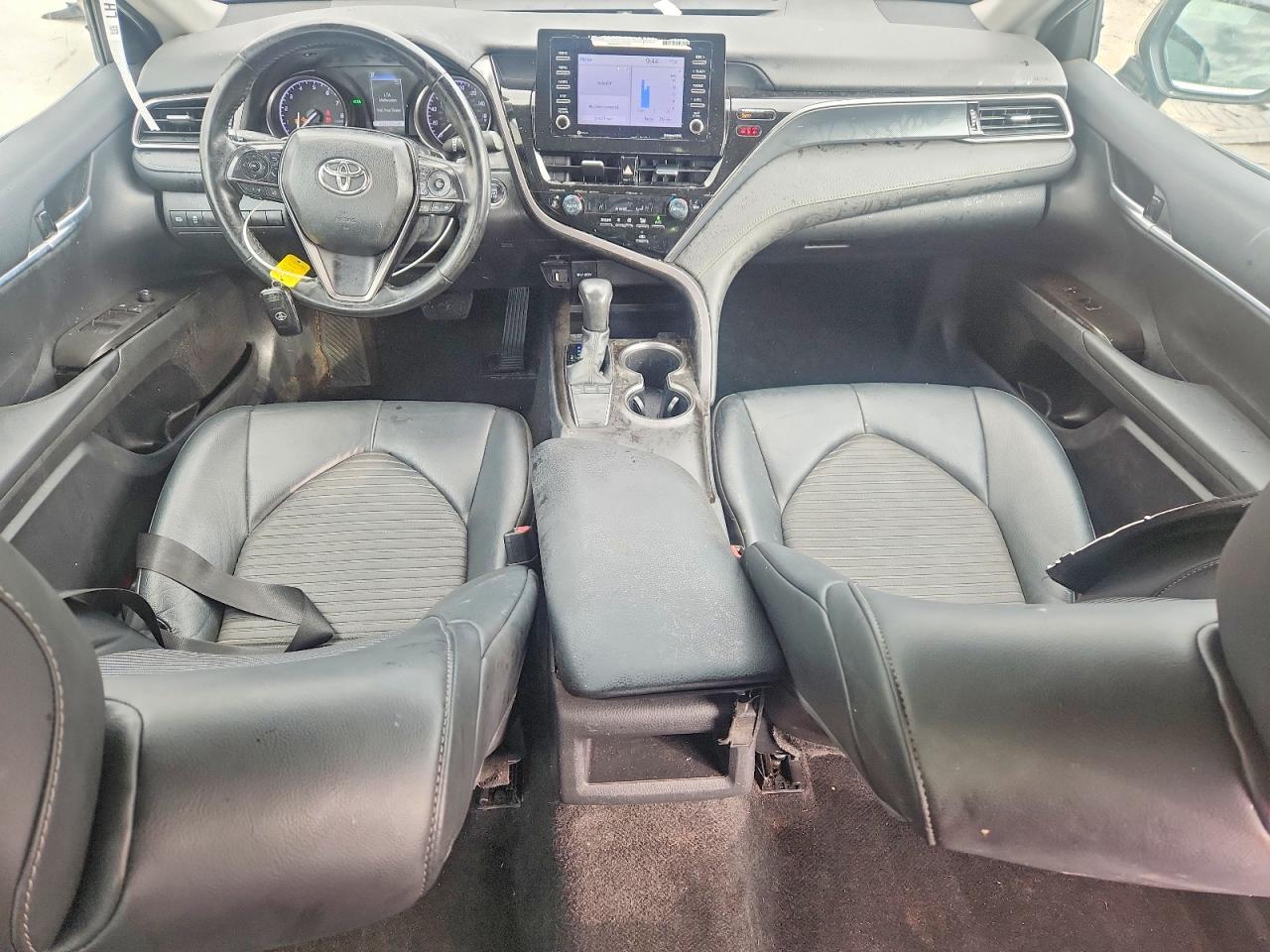 2024 TOYOTA CAMRY SE photo 15