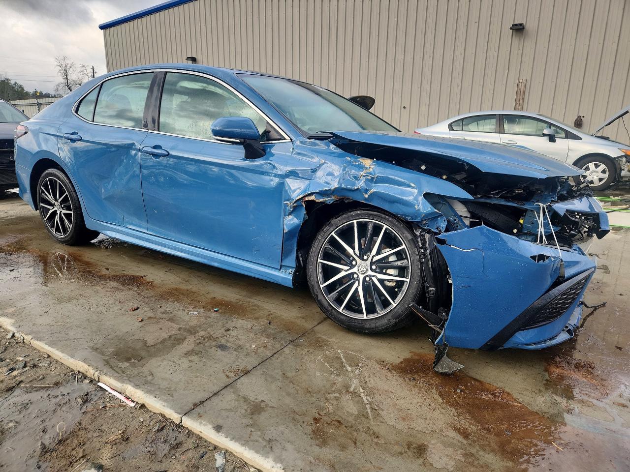 2024 TOYOTA CAMRY SE photo 7