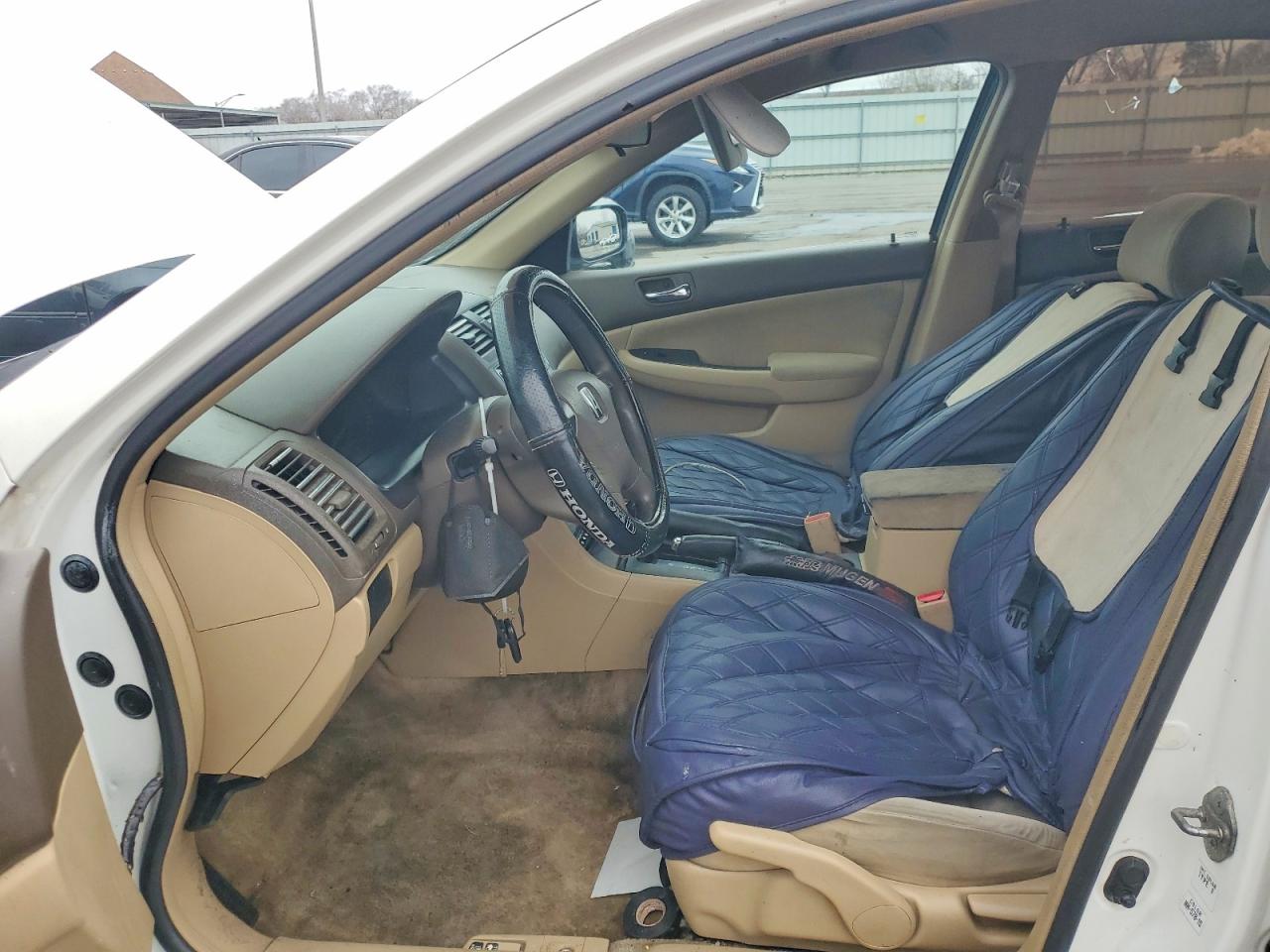 2003 HONDA ACCORD LX photo 7
