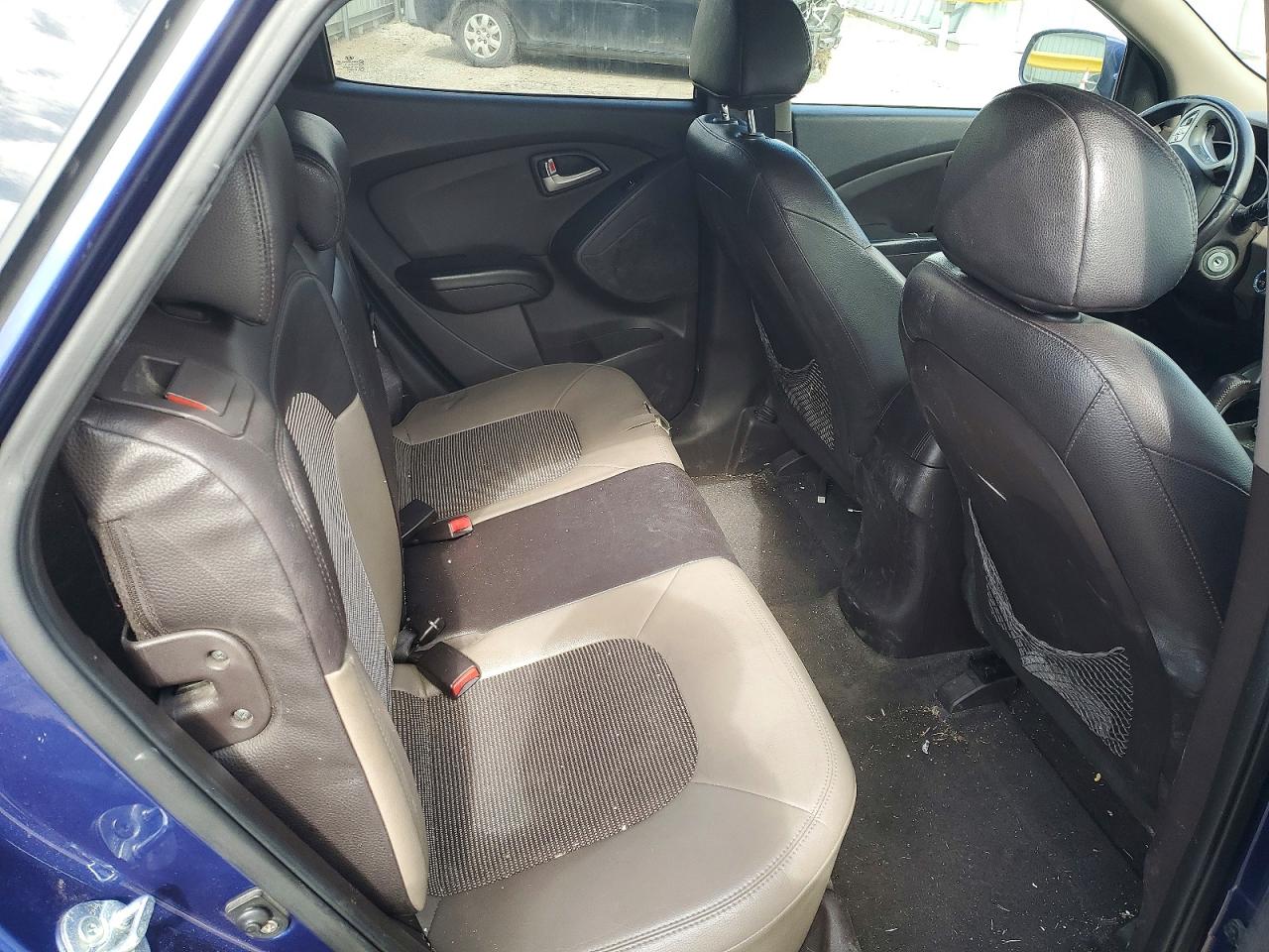2013 HYUNDAI TUCSON GLS photo 31