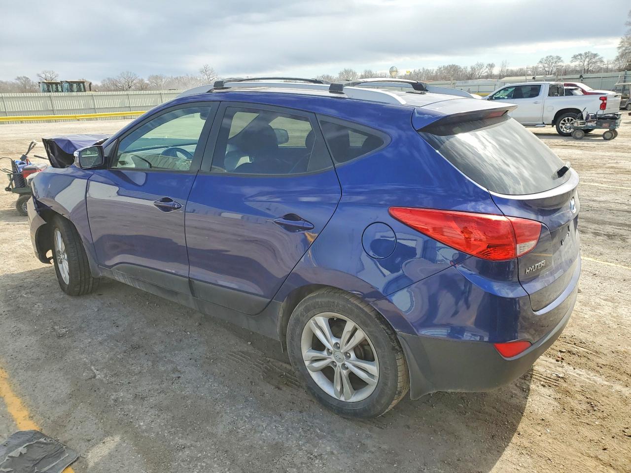 2013 HYUNDAI TUCSON GLS photo 4