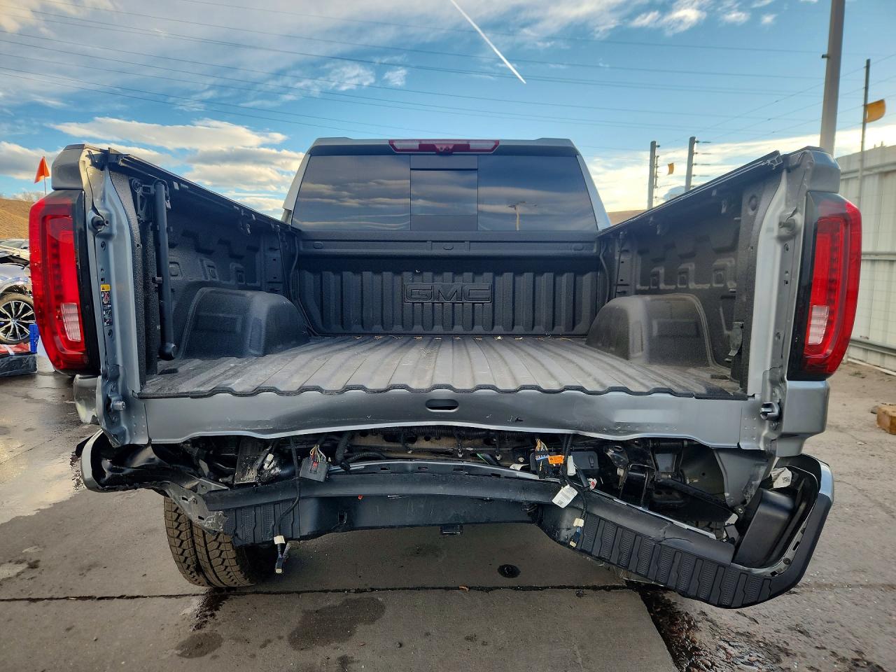 2025 GMC SIERRA K1500 DENALI photo 6