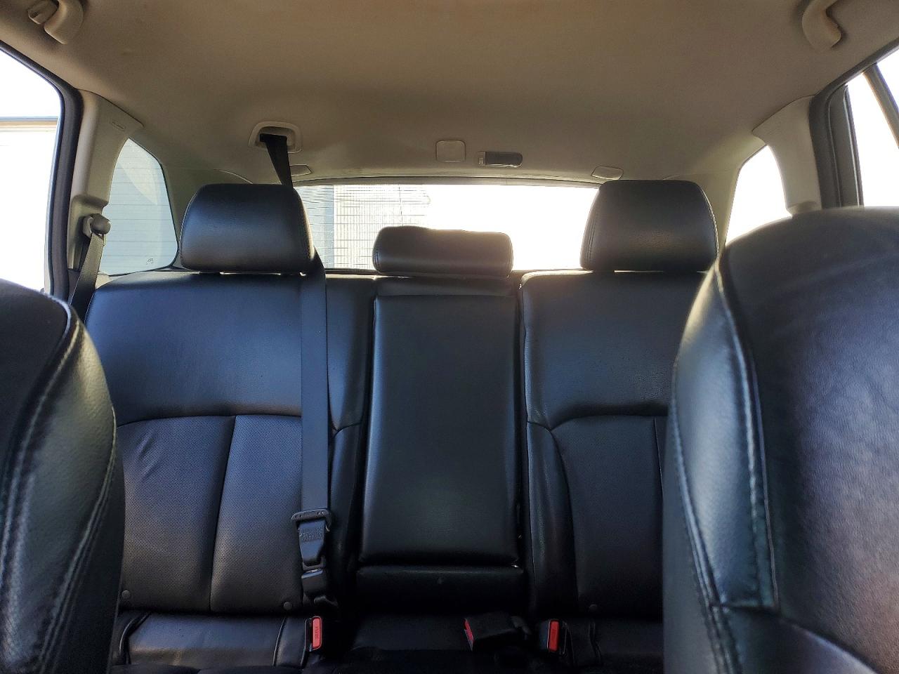 2011 SUBARU OUTBACK 2.5I LIMITED photo 19