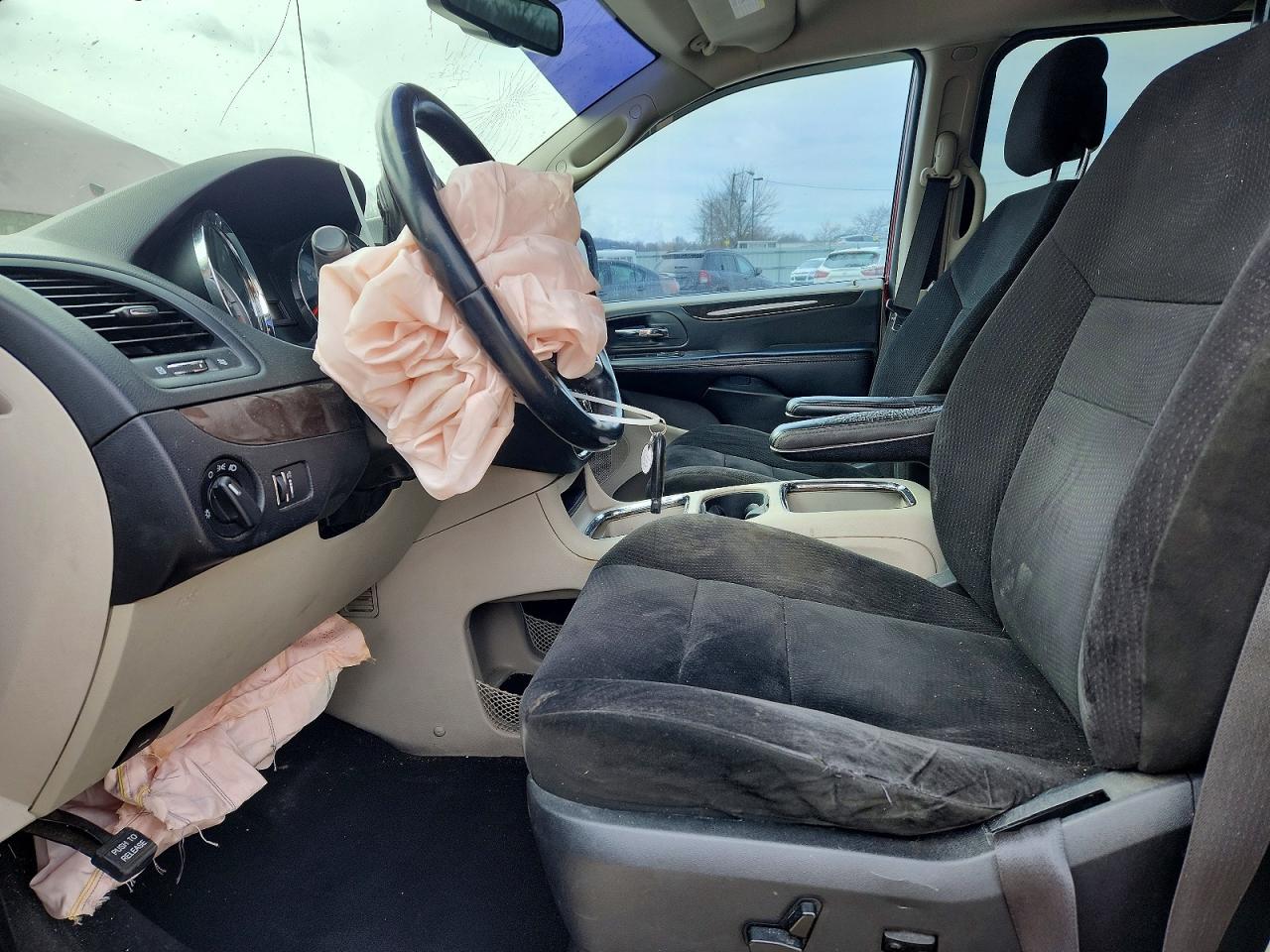 2015 DODGE GRAND CARAVAN SXT photo 13