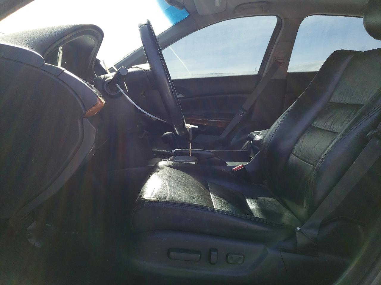 2011 HONDA ACCORD EXL photo 19
