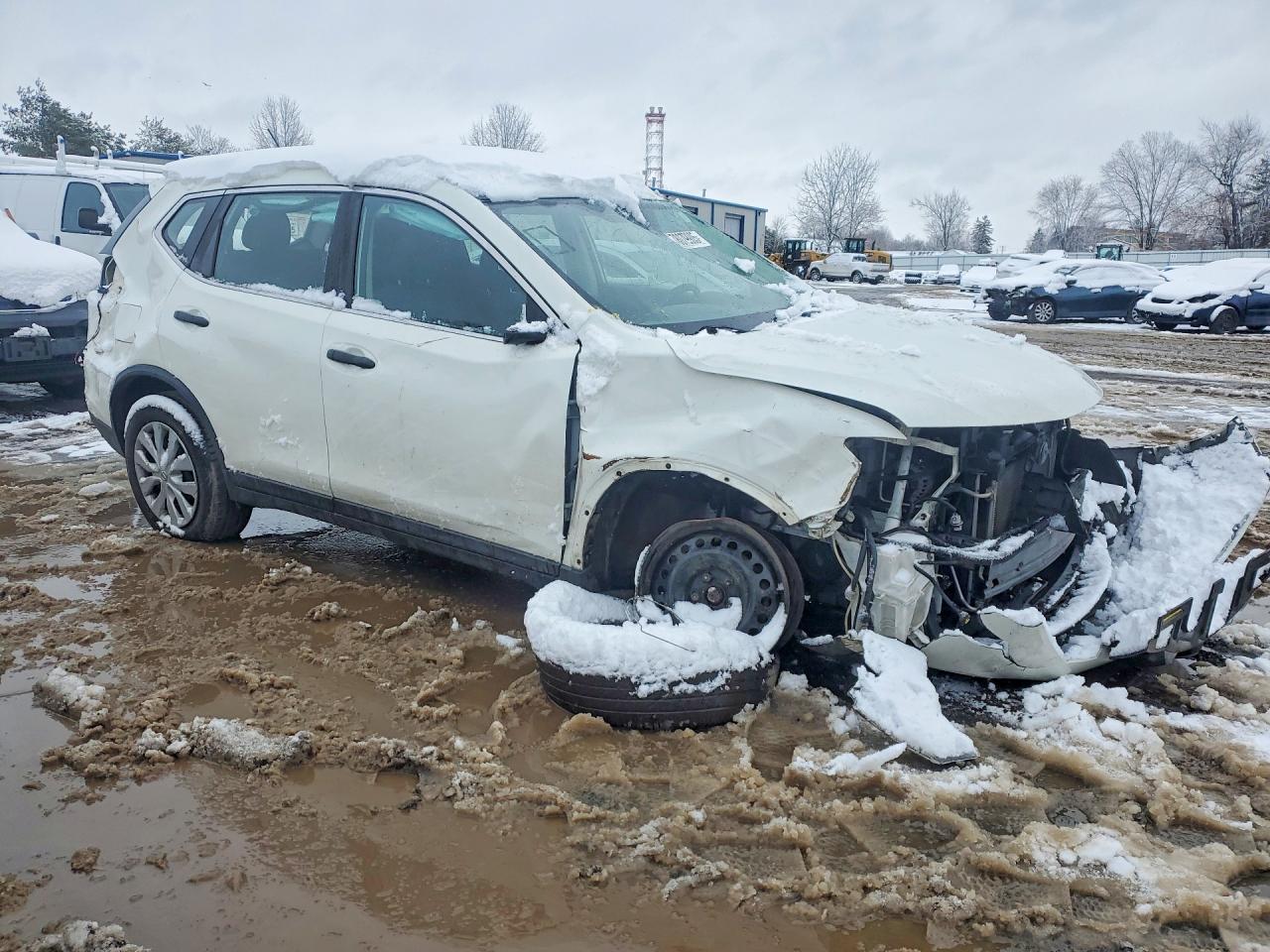 2016 NISSAN ROGUE S photo 4