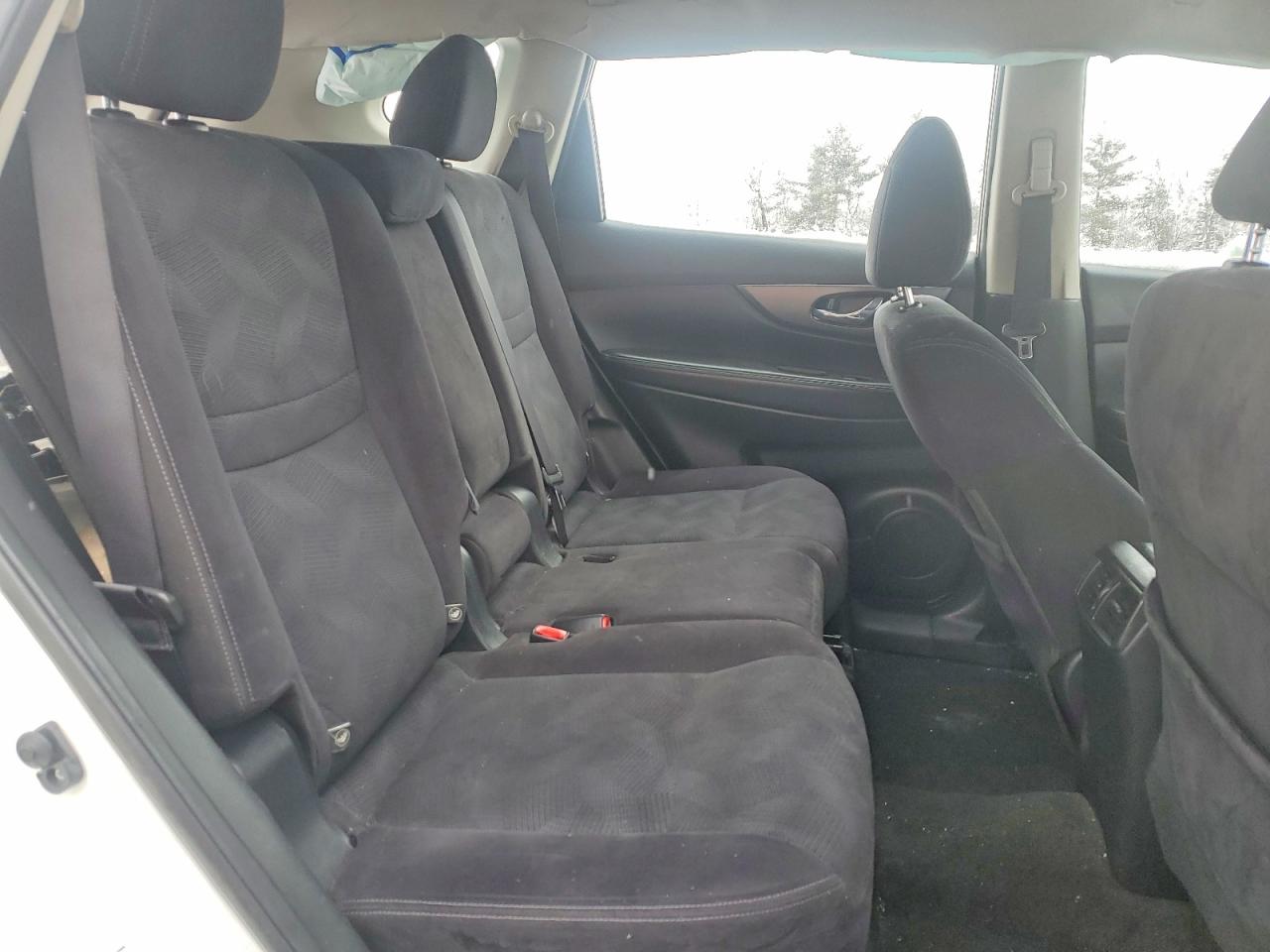 2016 NISSAN ROGUE S photo 11