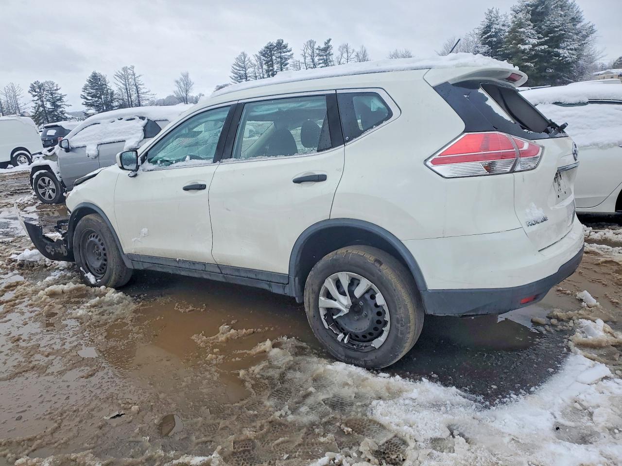 2016 NISSAN ROGUE S photo 2