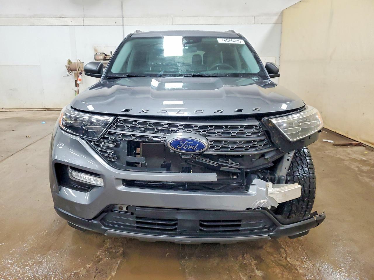 2021 FORD EXPLORER XLT photo 9