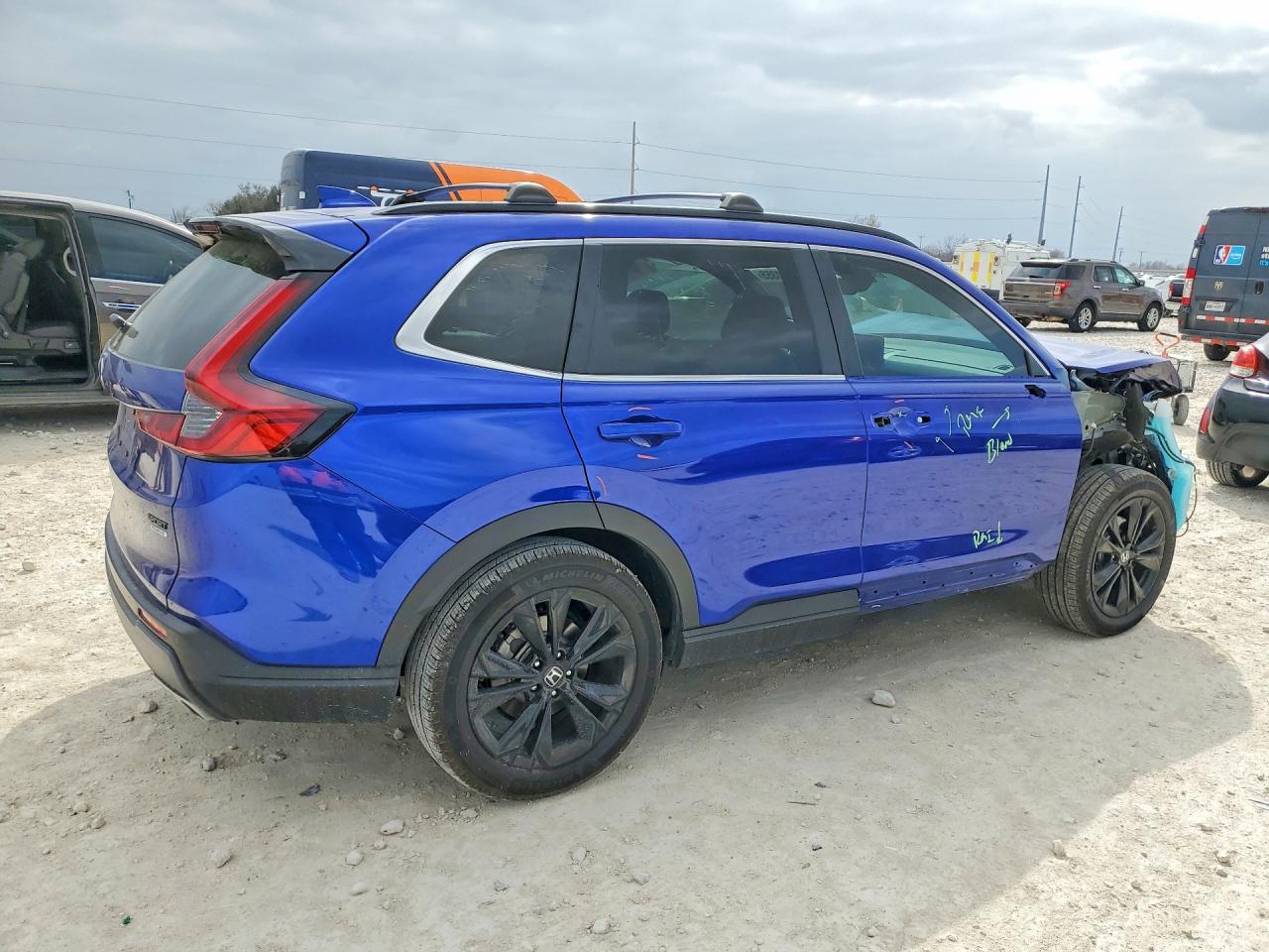 2025 HONDA CR-V SPORT TOURING photo 3