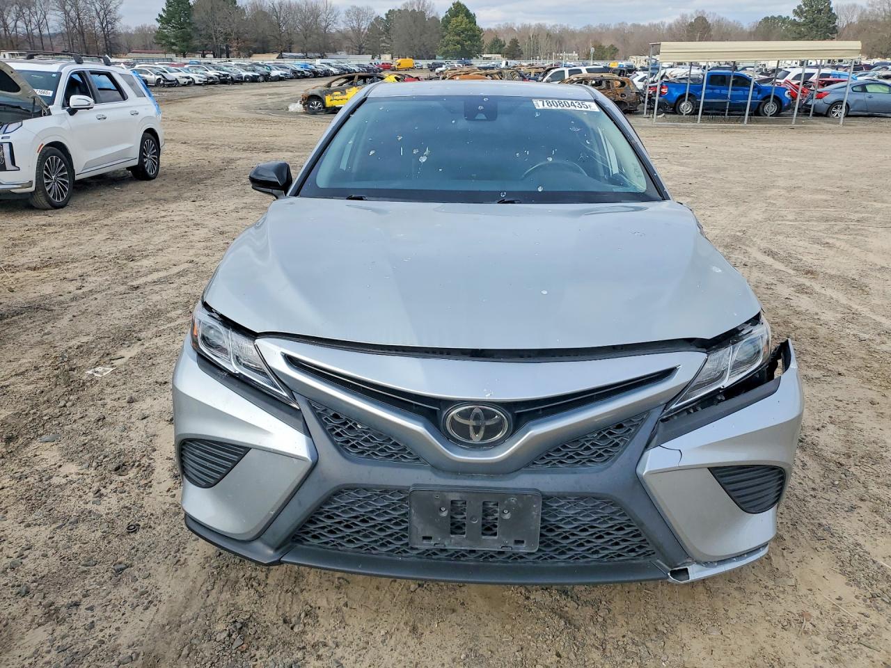 2020 TOYOTA CAMRY SE photo 9