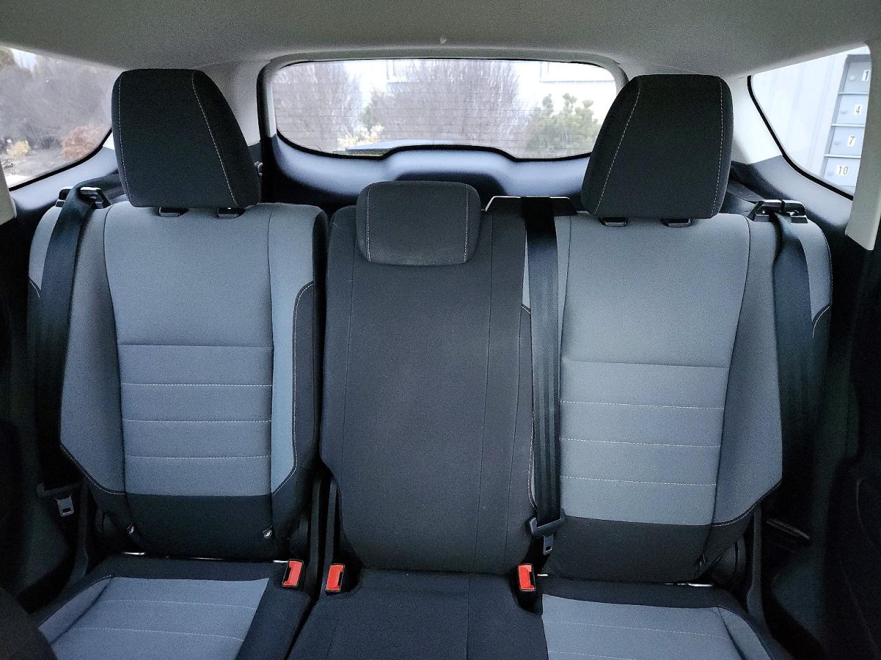 2017 FORD ESCAPE S photo 19