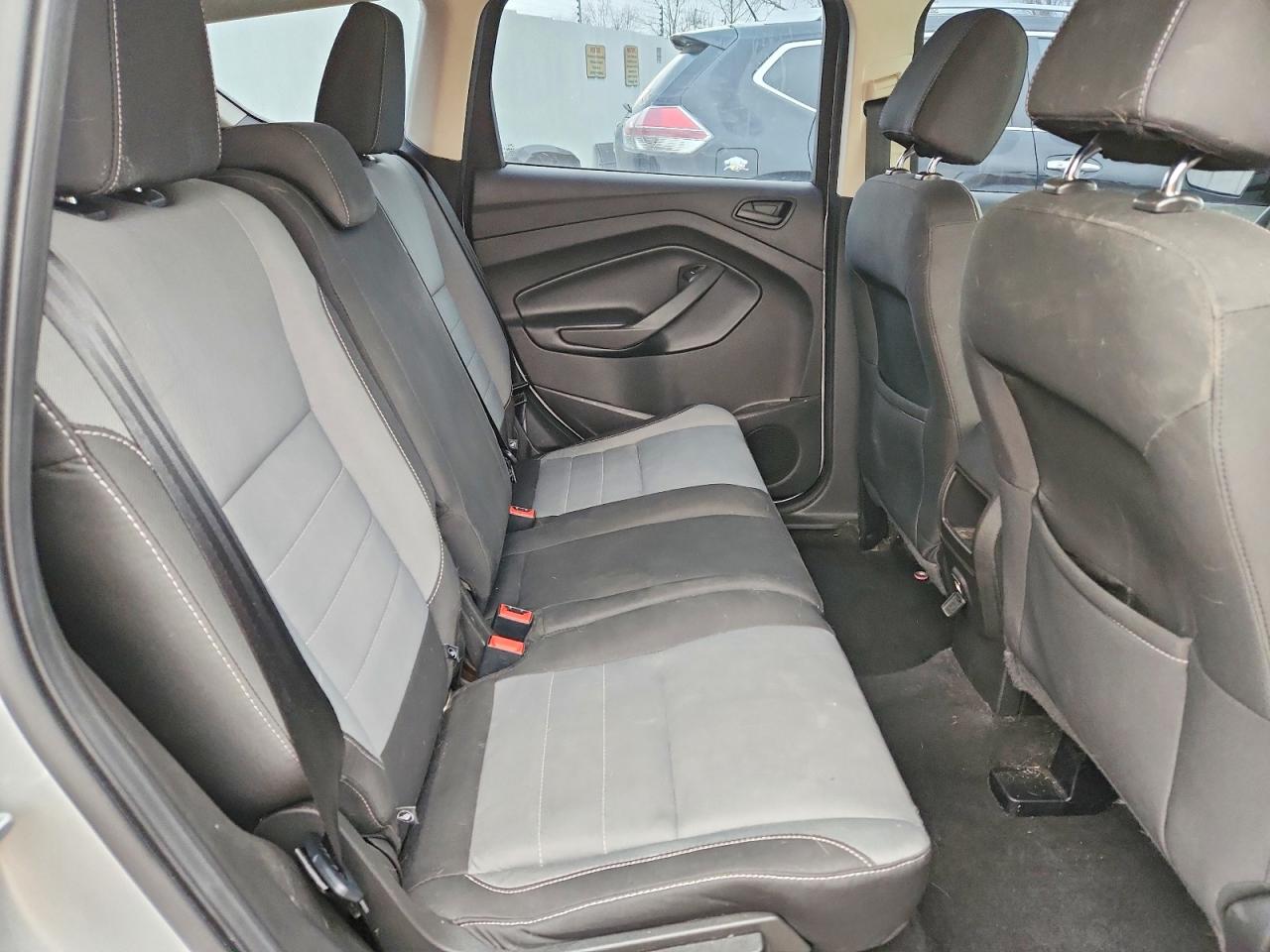 2017 FORD ESCAPE S photo 21