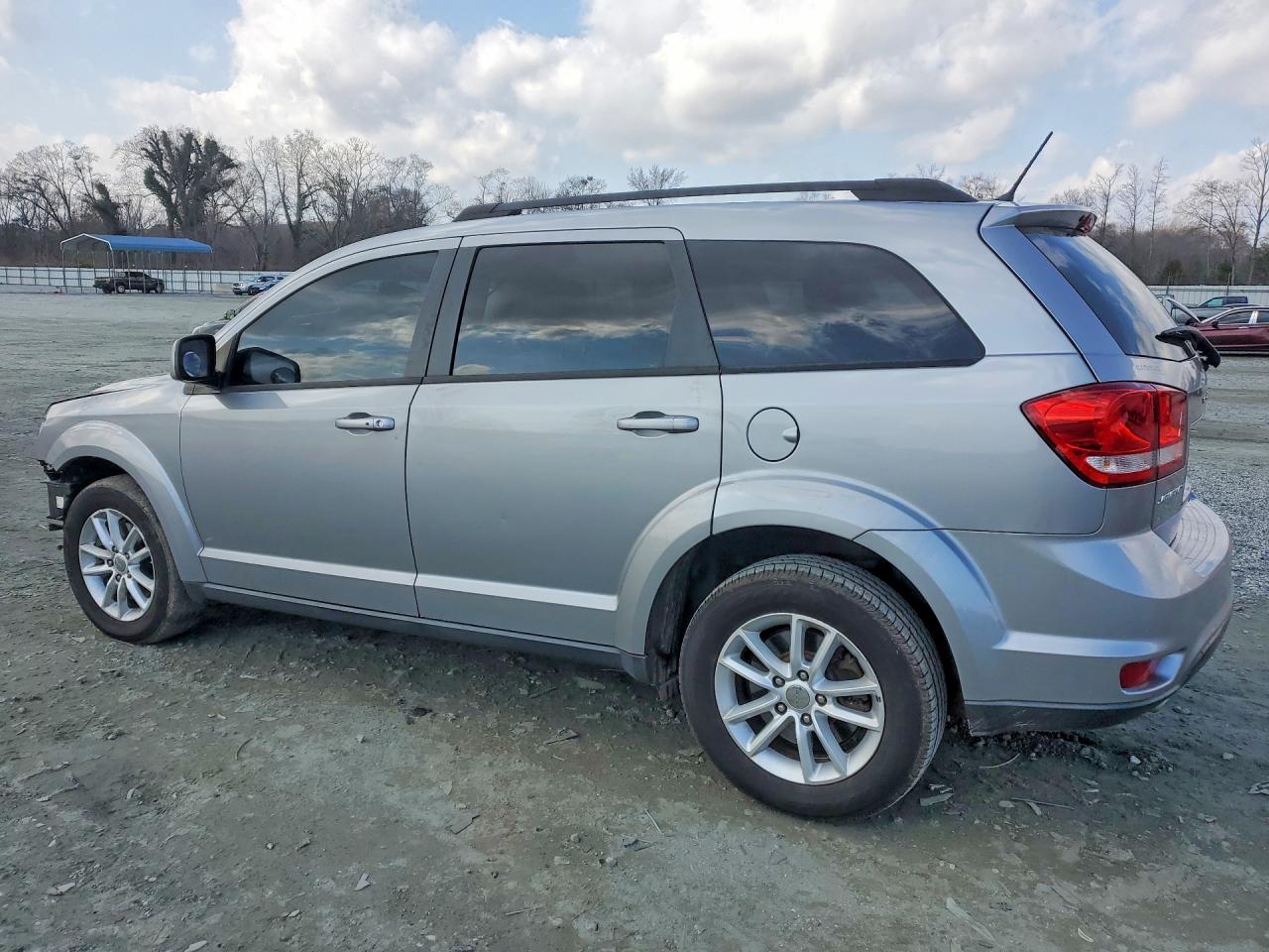 2015 DODGE JOURNEY SXT photo 3