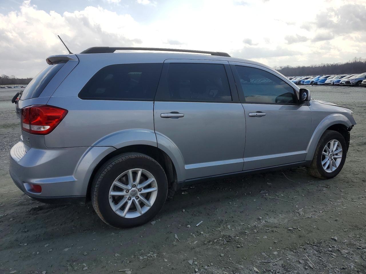 2015 DODGE JOURNEY SXT photo 5