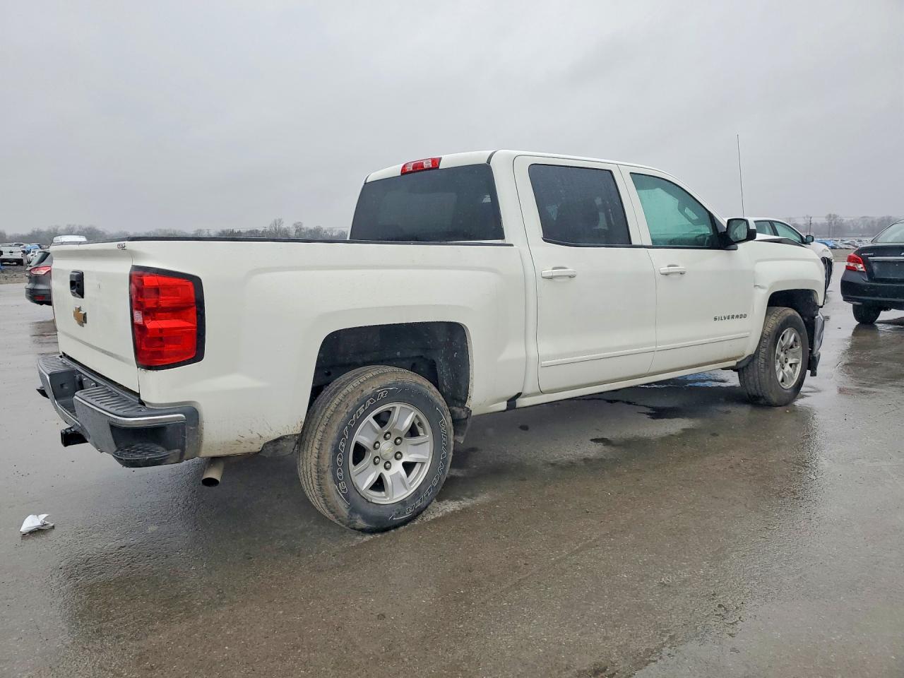 2018 CHEVROLET SILVERADO C1500 LT photo 3