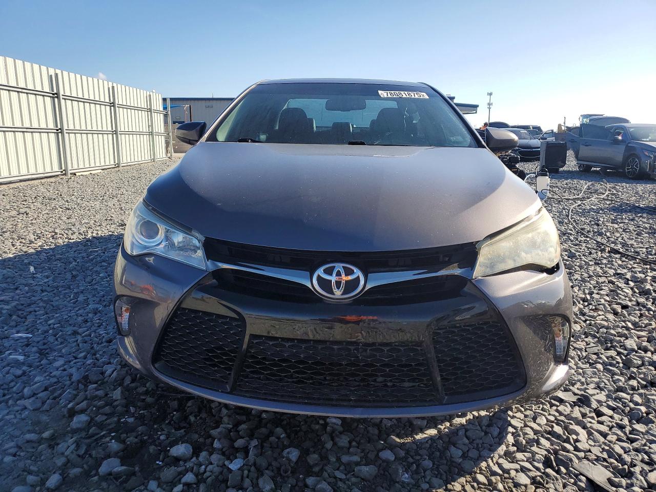 2016 TOYOTA CAMRY SE photo 5