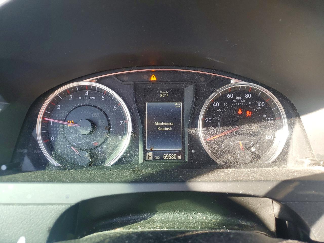 2016 TOYOTA CAMRY SE photo 9