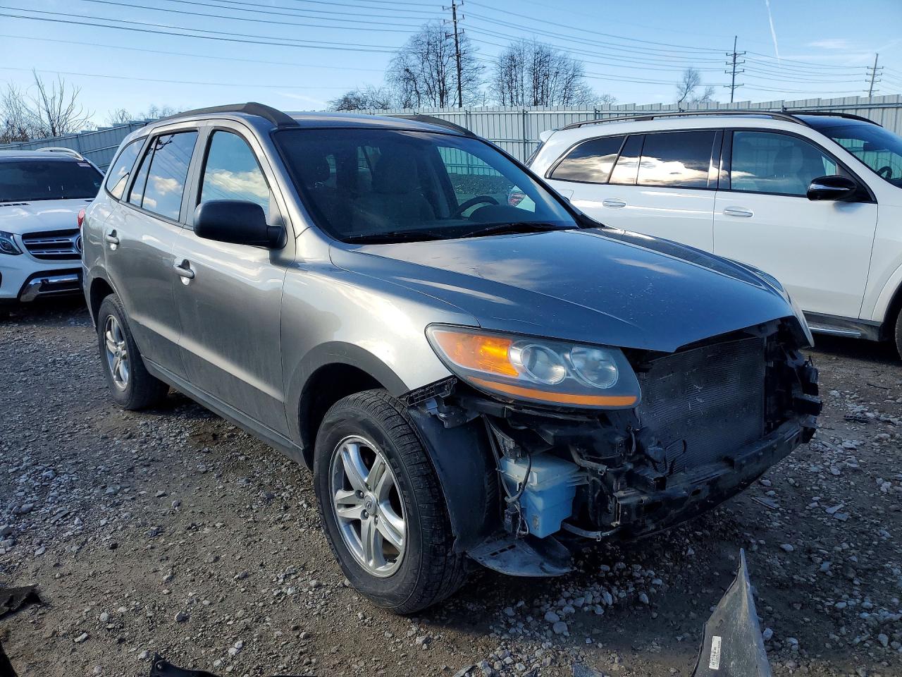 2011 HYUNDAI SANTA FE GLS photo 4