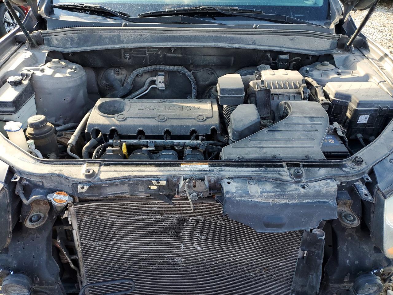 2011 HYUNDAI SANTA FE GLS photo 11