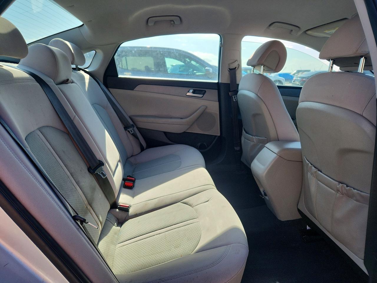 2017 HYUNDAI SONATA BASE photo 10