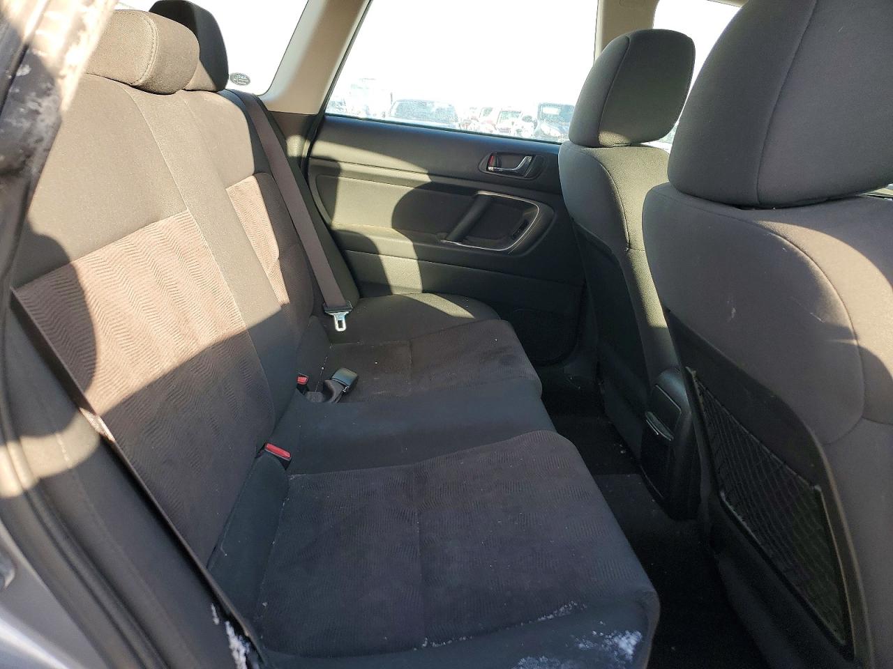 2008 SUBARU OUTBACK 2.5I photo 19