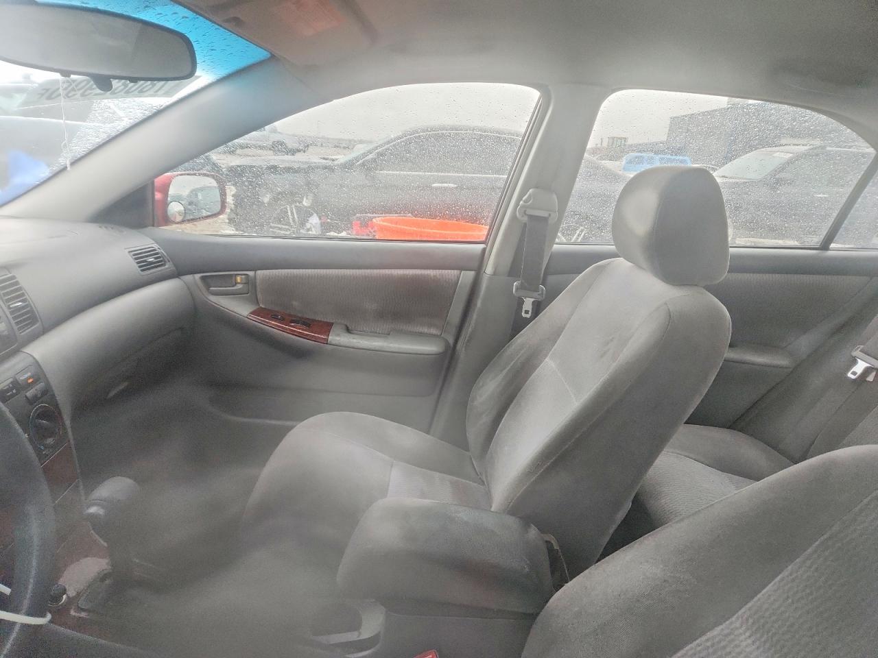 2006 TOYOTA COROLLA photo 7