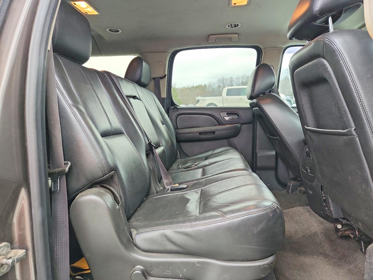 2013 GMC YUKON XL K1500 SLT photo 11