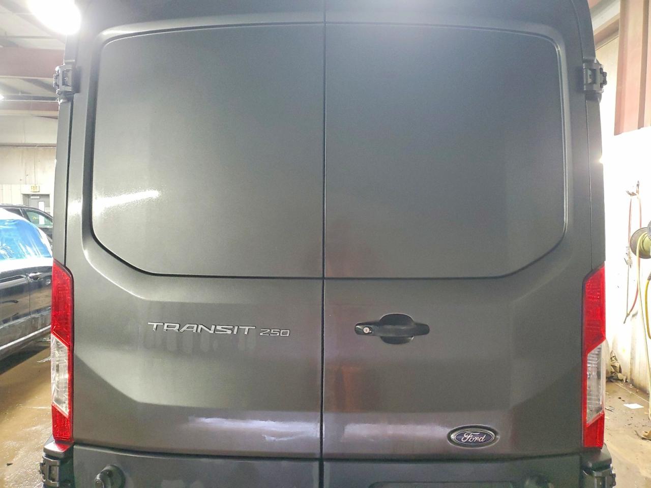 2018 FORD TRANSIT T-250 DELIVERY VAN photo 10