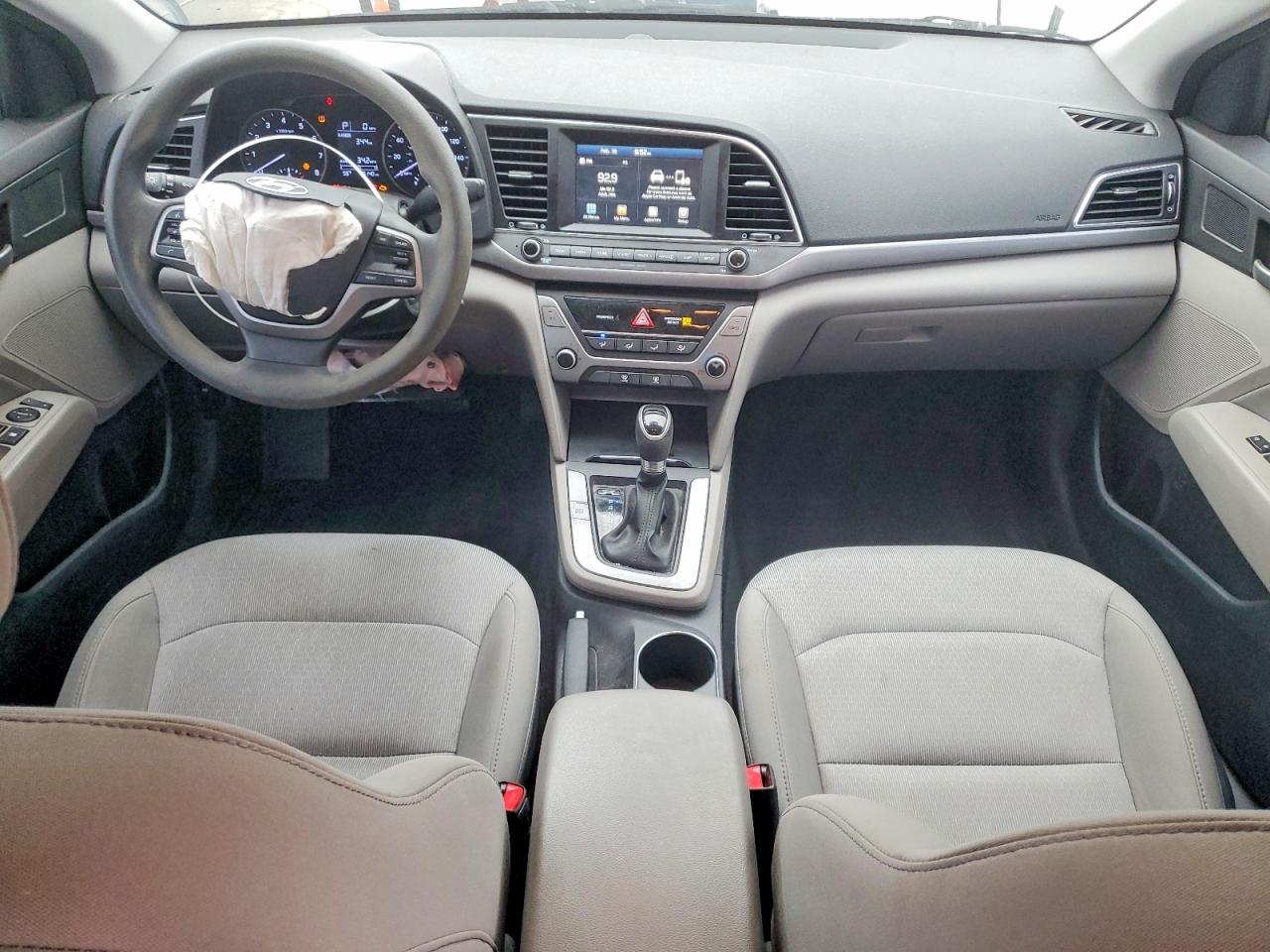 2017 HYUNDAI ELANTRA SE photo 8