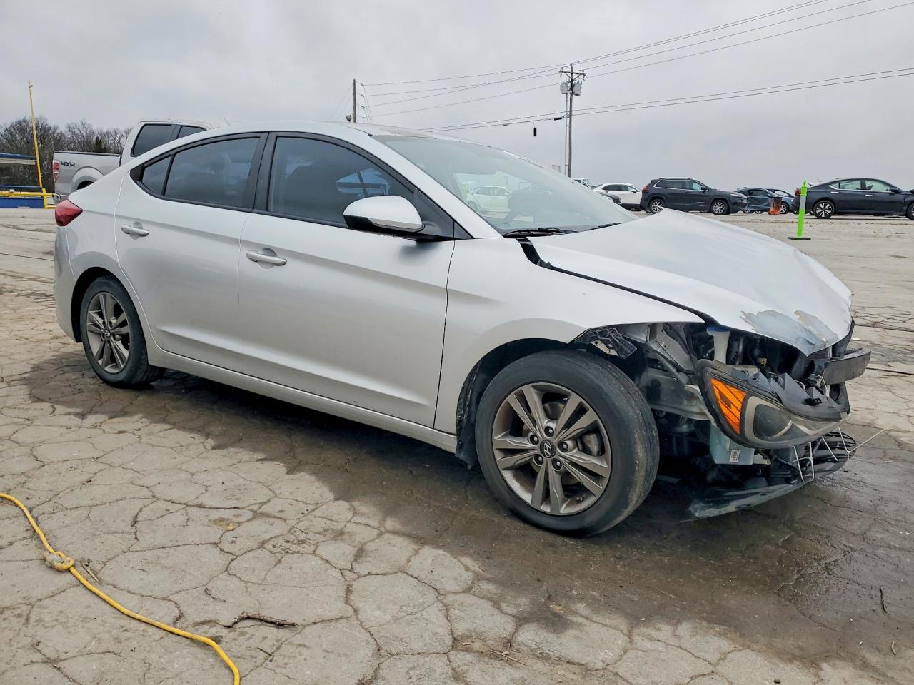 2017 HYUNDAI ELANTRA SE photo 4