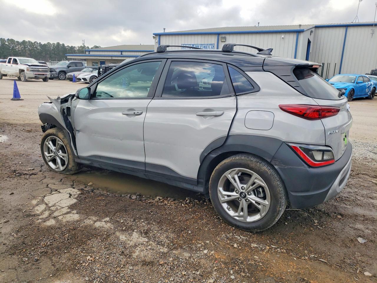 2022 HYUNDAI KONA SEL photo 3