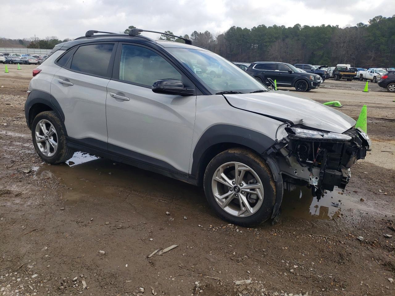 2022 HYUNDAI KONA SEL photo 7