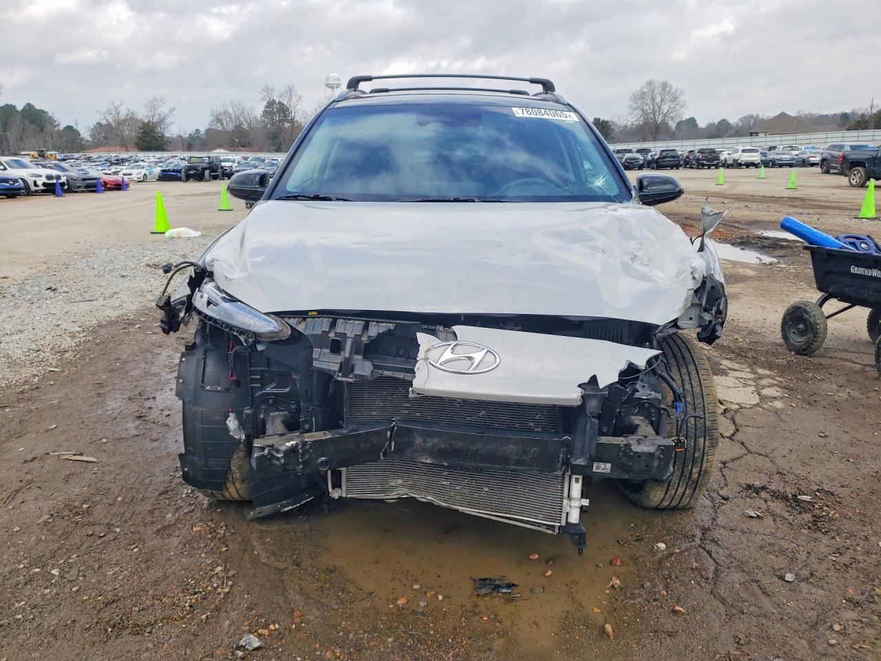 2022 HYUNDAI KONA SEL photo 9