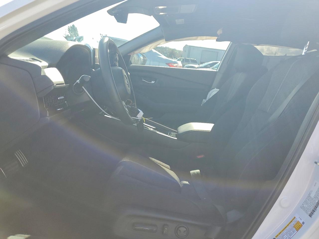 2025 HONDA ACCORD HYBRID SPORT photo 19
