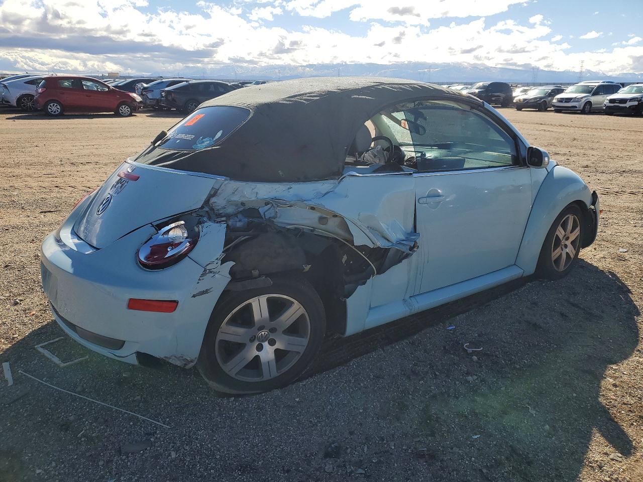 2006 VOLKSWAGEN NEW BEETLE CONVERTIBLE OPTION PACKAGE 1 photo 3