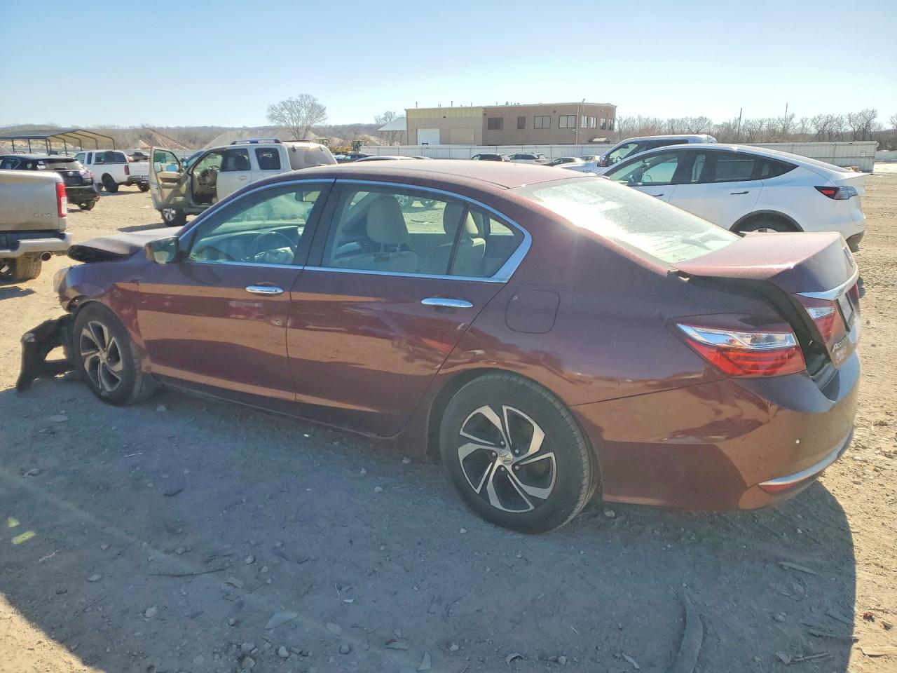2016 HONDA ACCORD photo 2